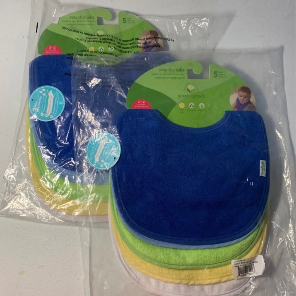 10 Green Sprouts Bibs